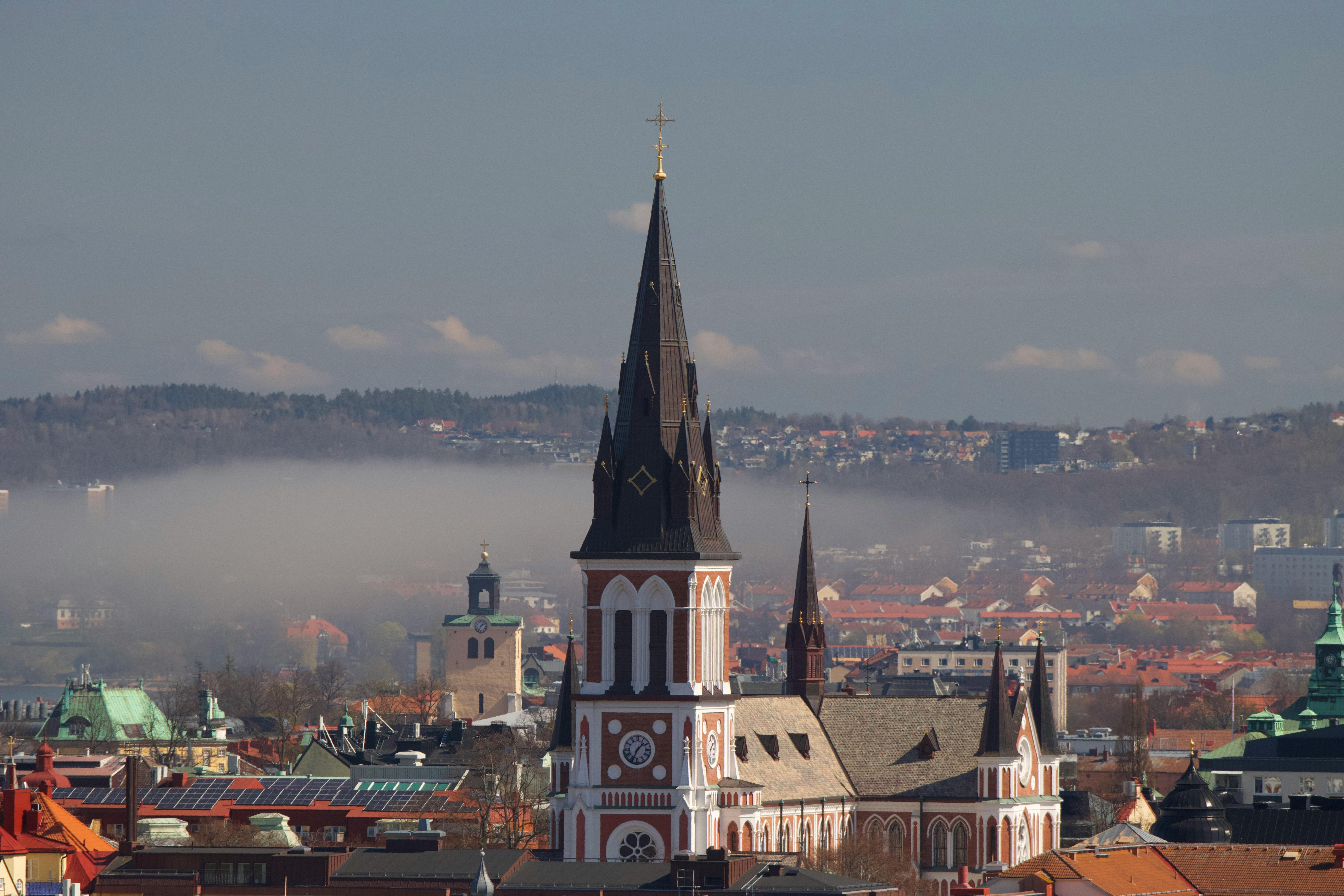 1762764159384092.jpg pexels-efrem-efre-2786187-31678362.jpg