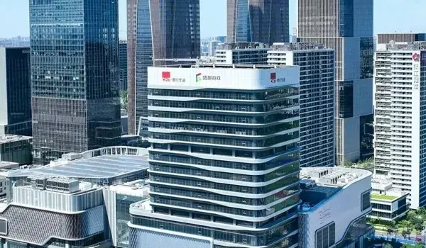 世纪华通拟回购3亿至6亿元，五款游戏跻身出海收入榜前30